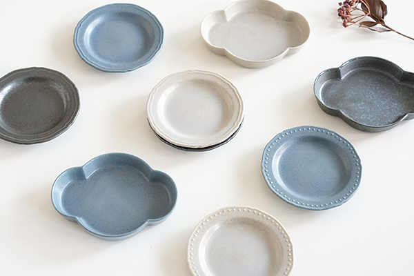 涼しさは見た目から 夏におすすめの青い食器15選 ～ テーブルを涼しく演出するさわやかなうつわ - コラムモダン和食器をさがすなら！食器 のファッション誌「テーブルライフ」