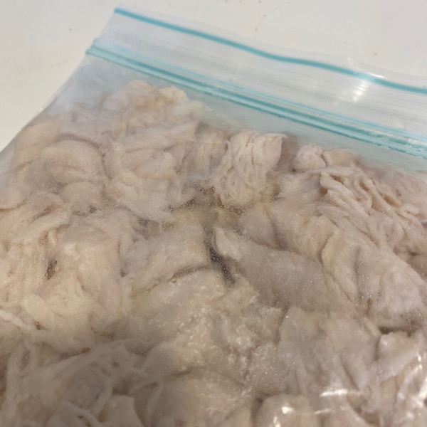 鶏ささみの冷凍保存 超しっとりに仕上げる方法。活用レシピもほほえみごはん-冷凍で食を豊かに-ニチレイフーズ