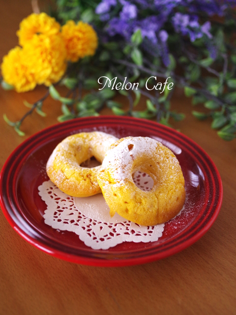 ホットケーキミックスで簡単♪冷めてもふんわりかぼちゃドーナツ