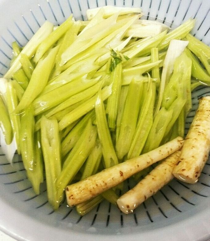ごぼうのアク抜き方法とは？アク抜きの必要性と下処理についても紹介ピエトロラジオ「いただきます！」を楽しくするwebマガジン