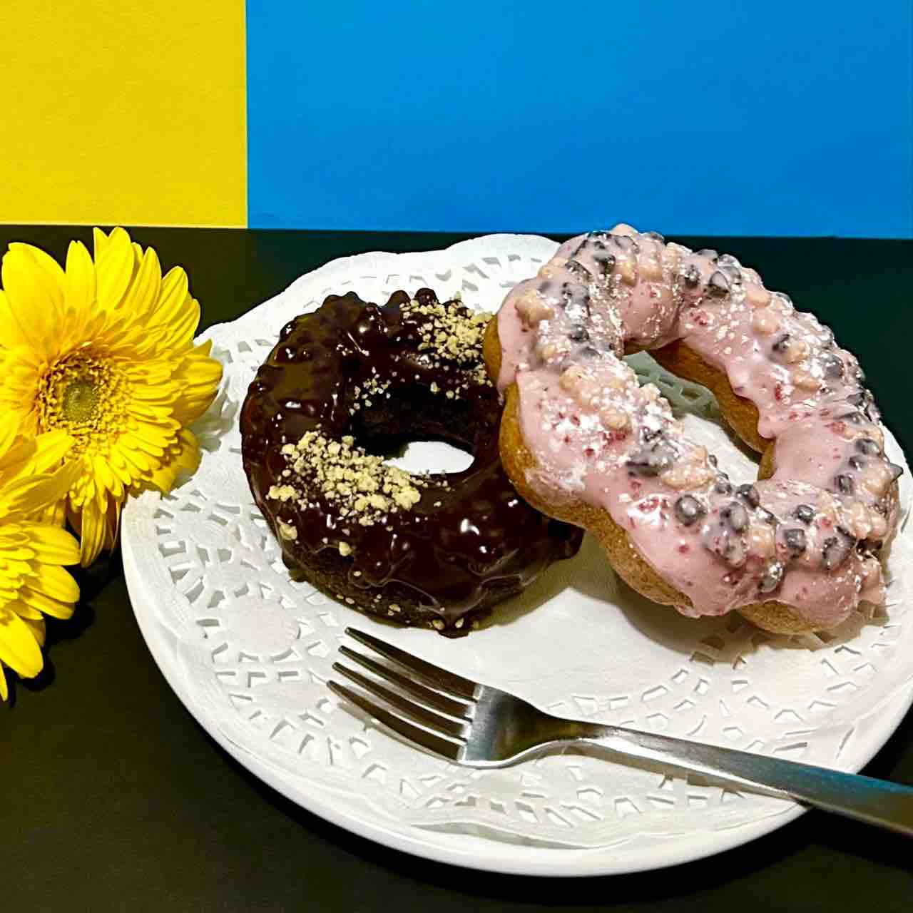 ミスド×ブラックサンダー ハロウィーン限定コラボドーナツ2025ザクザク食感アップで美味しさ倍増