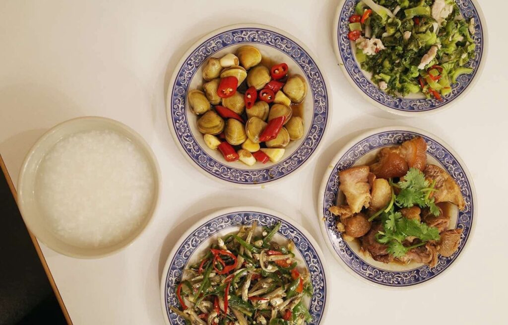 深夜食堂』の常連さんが食べている、おつまみメニューレシピ 前編 祝・映画公開＆ドラマ配信！Oggi.jp