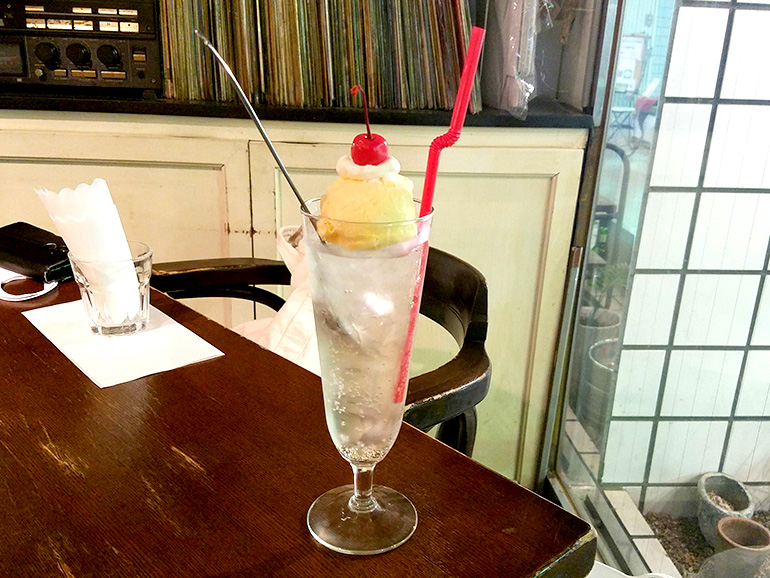 純喫茶シリーズ 透明なクリームソーダのキーホルダー＊creema限定2208 その他雑貨 まるさんかくしかく 通販14487471Creema クリーマ