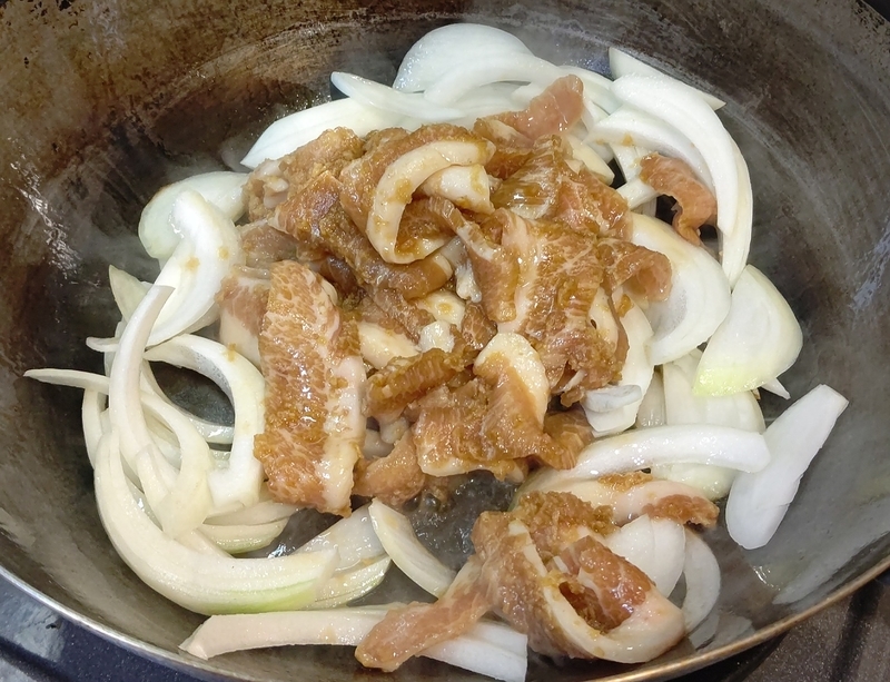 おかずにもおつまみにも！ねぎ塩豚トロのレシピセブンプレミアム公式