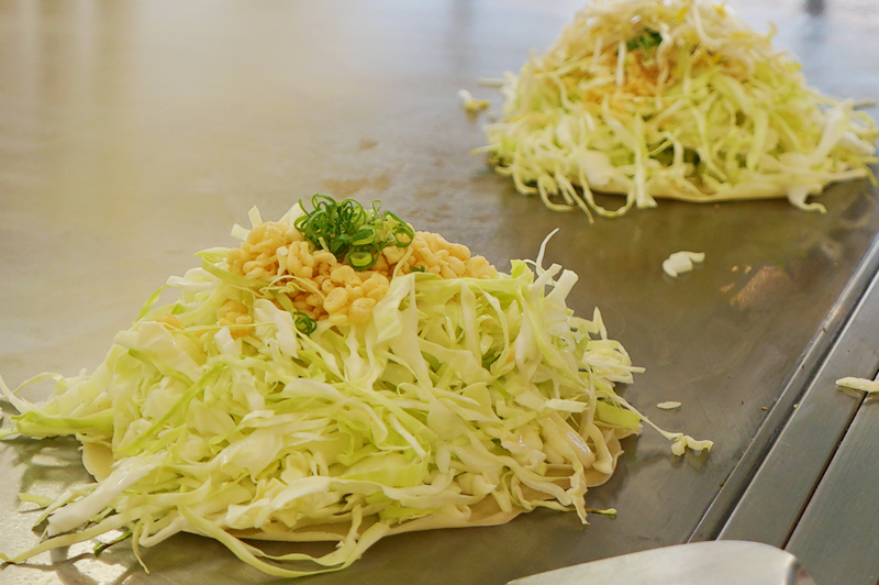 小麦粉から作る 広島お好み焼オタフクソース