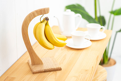 ダイソーのバナナスタンドで傷みを防ぐ方法