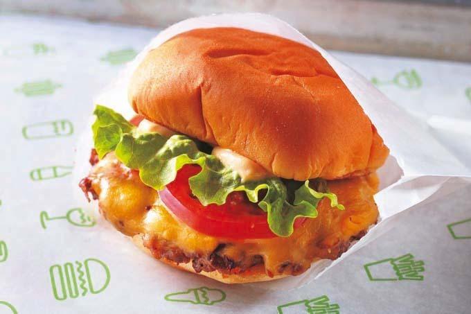 肉らしさ全開のシャックバーガーを日本初上陸の「シェイク シャック」で食べてきた - GIGAZINE