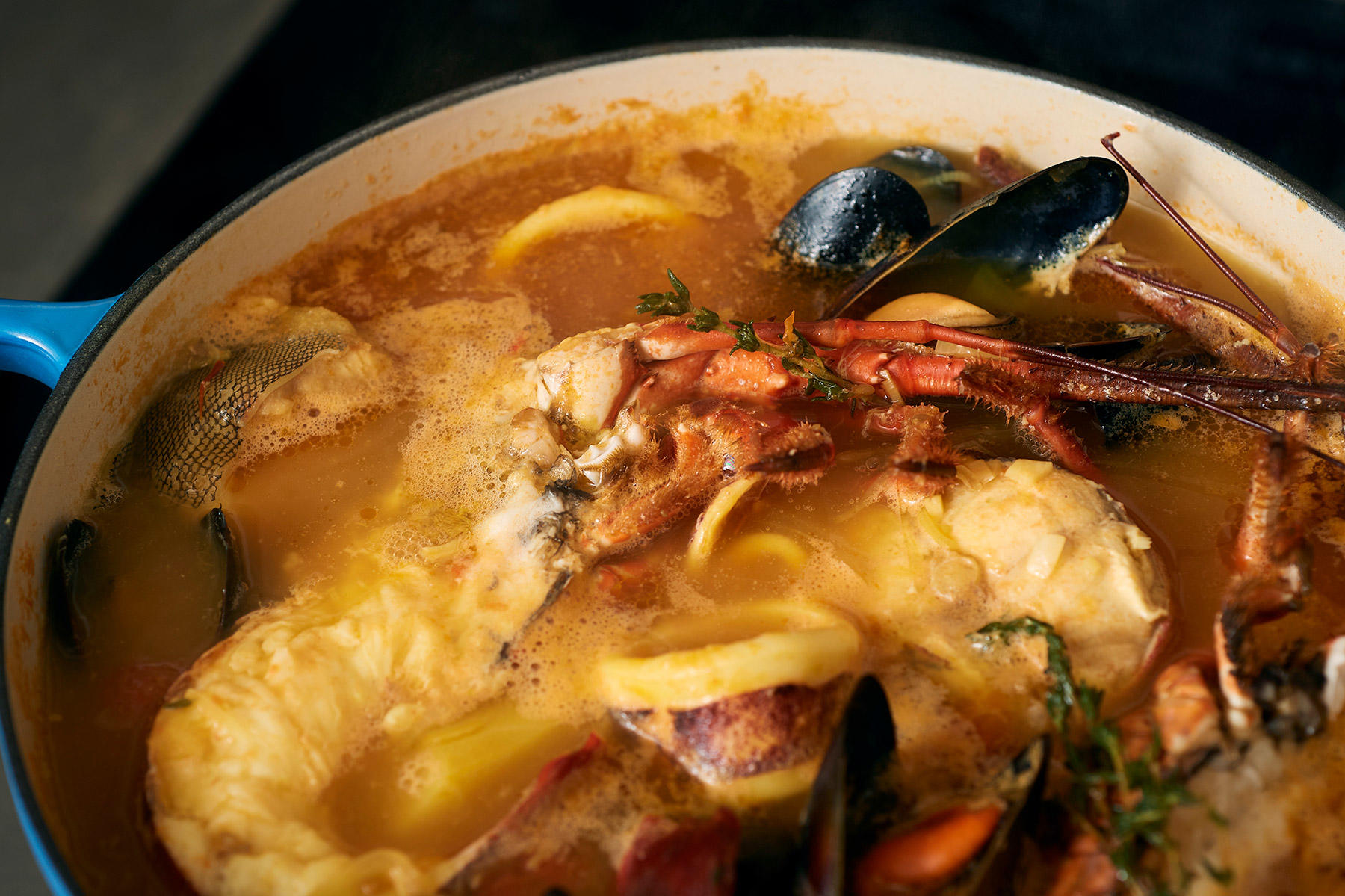 お魚と海老のブイヤベース仕立てホテルのシェフ直伝レシピ！今日のディナーはプロの味 - MKメディア