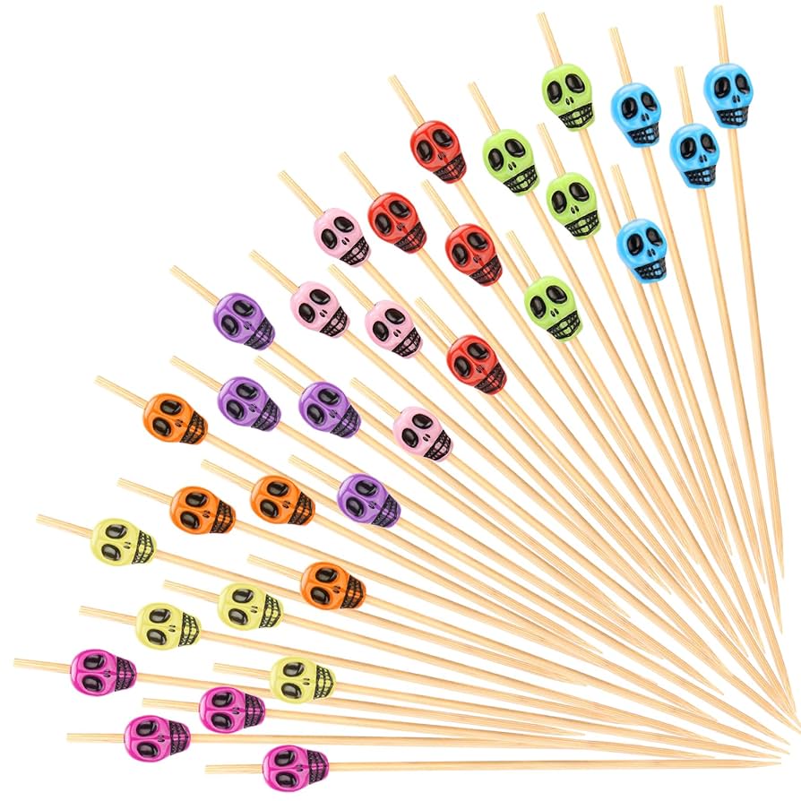 ハロウィンカクテルピック200個、手作りスカルつまようじ、前菜、シャルキュトリーボードアクセサリー、長さ4.7インチの竹串、フードフルーツスティック、ハロウィーンのテーマデコレーション、パーティー用品に