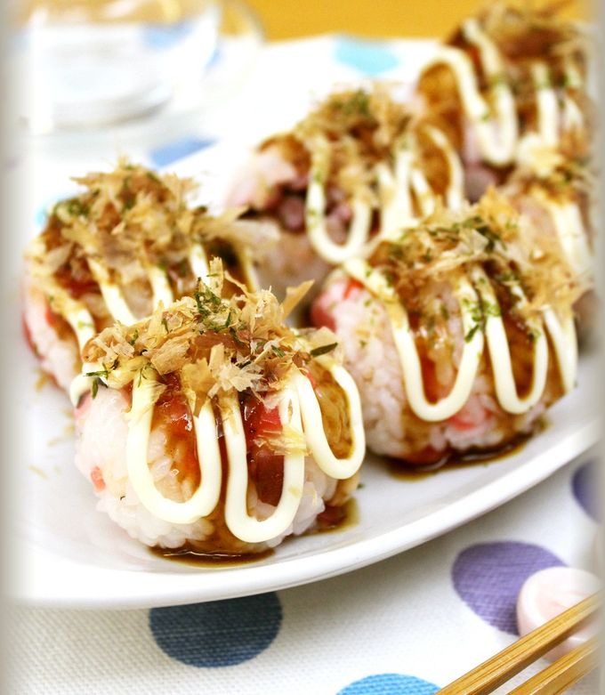 粉物不要 たこ焼き器+家にあるもので簡単！楽しくおいしい「ひと口焼きおにぎり」サンキュ