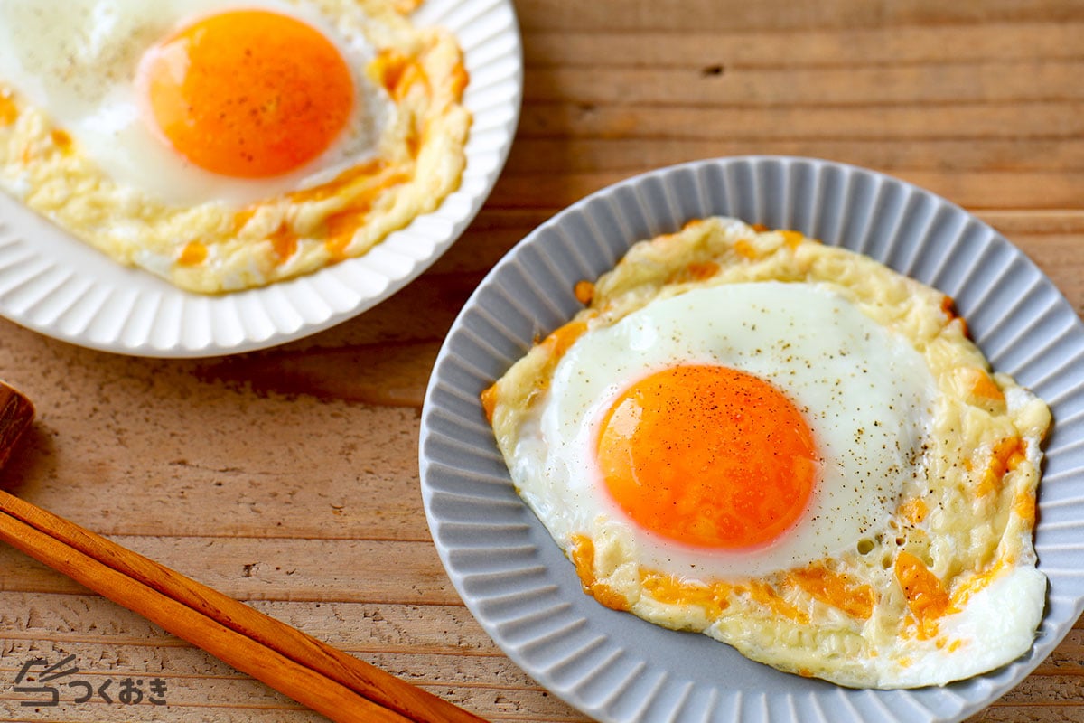 納豆チャーハン目玉焼きのせの献立 副菜：きゅうりの香味ペースト浅漬け ～ごま油風味～、汁物：丸鶏がらスープ餃子 献立・メニュー 味の素パーク たべる楽しさを、もっと