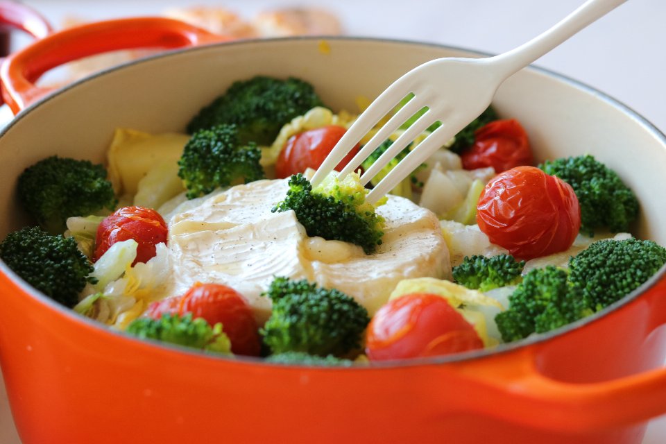 ゲストが喜ぶこと間違いなし！ル・クルーゼを使った「おもてなしレシピ」フーディストノート