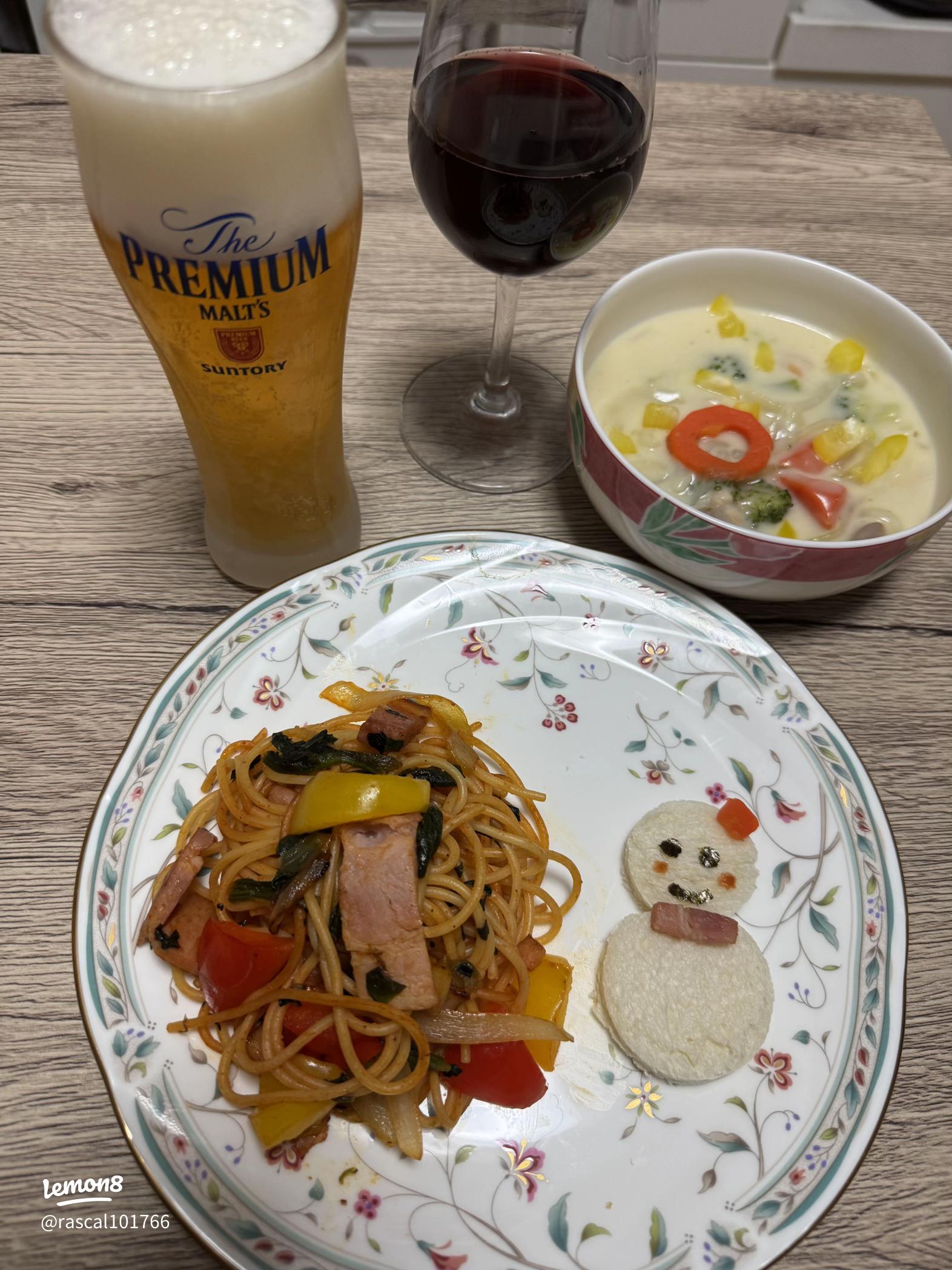 シチューの残りで。クリームシチューパスタ