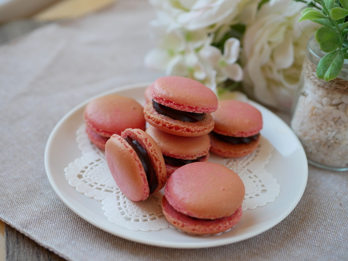 美味しいマカロンといい時間過ごし、いかがでしょうか ?東京カフェ東京デザート新大久保グルメ新大久保デザート新大久保マカロンマカプレッソしんおおくぼデザートスイーツ好きな人と繋がりたいスイーツ好き可愛い可愛いマカロントゥンカロン