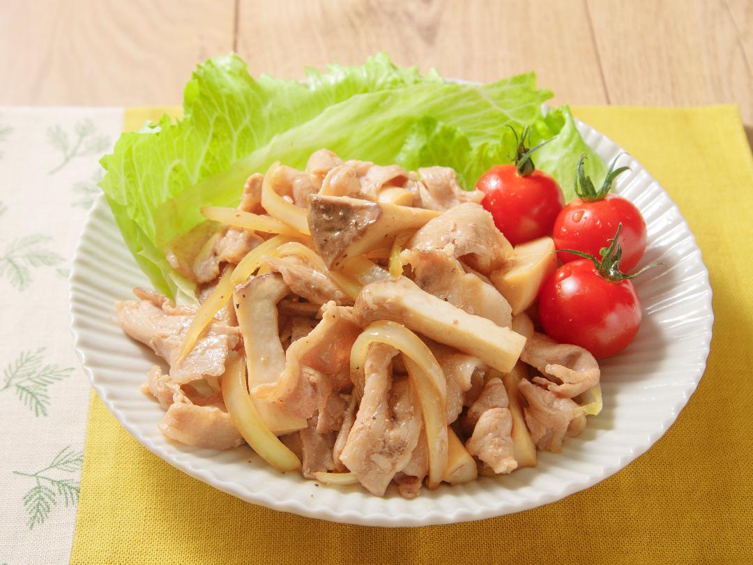 豚バラと豆もやしと小松菜のさっぱり炒め﻿松山絵美が投稿したフォトブックLemon8