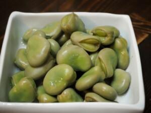 甘辛がクセになるそら豆の甘辛煮