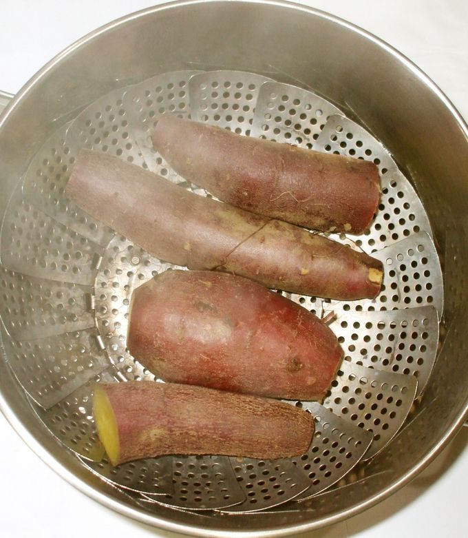 さつまいもの塩こんぶバター蒸し