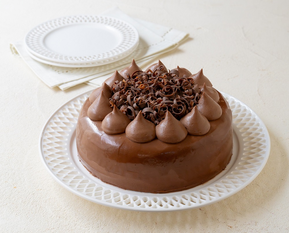 いちごとブルーベリーのデコレーションケーキ