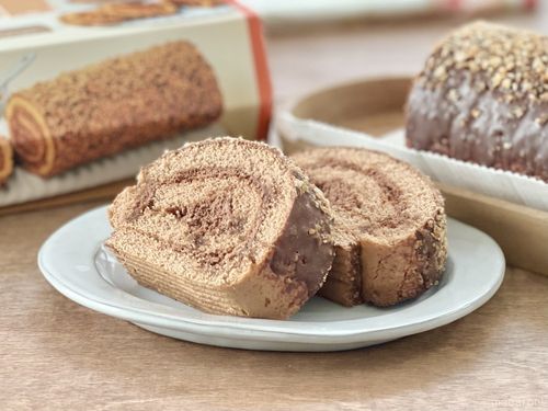 冷凍スポンジシート使用☆簡単パインロールケーキ