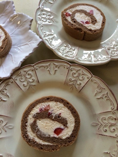 AmazonBothyi ケーキロールパッドシリコンノンロール＆ルラードケーキベーキングシート26x31cmキッチンツール用品, 赤Bothyiクッキングマット 通販