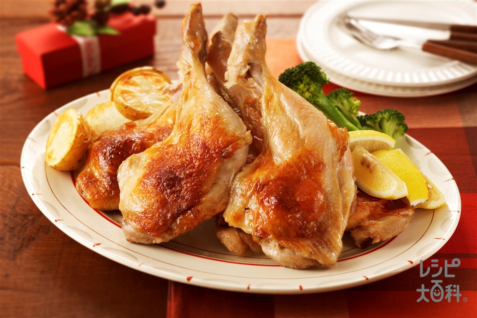 クリスマスチキンはオーブンで！基本の作り方や時短で簡単サイドメニューを紹介