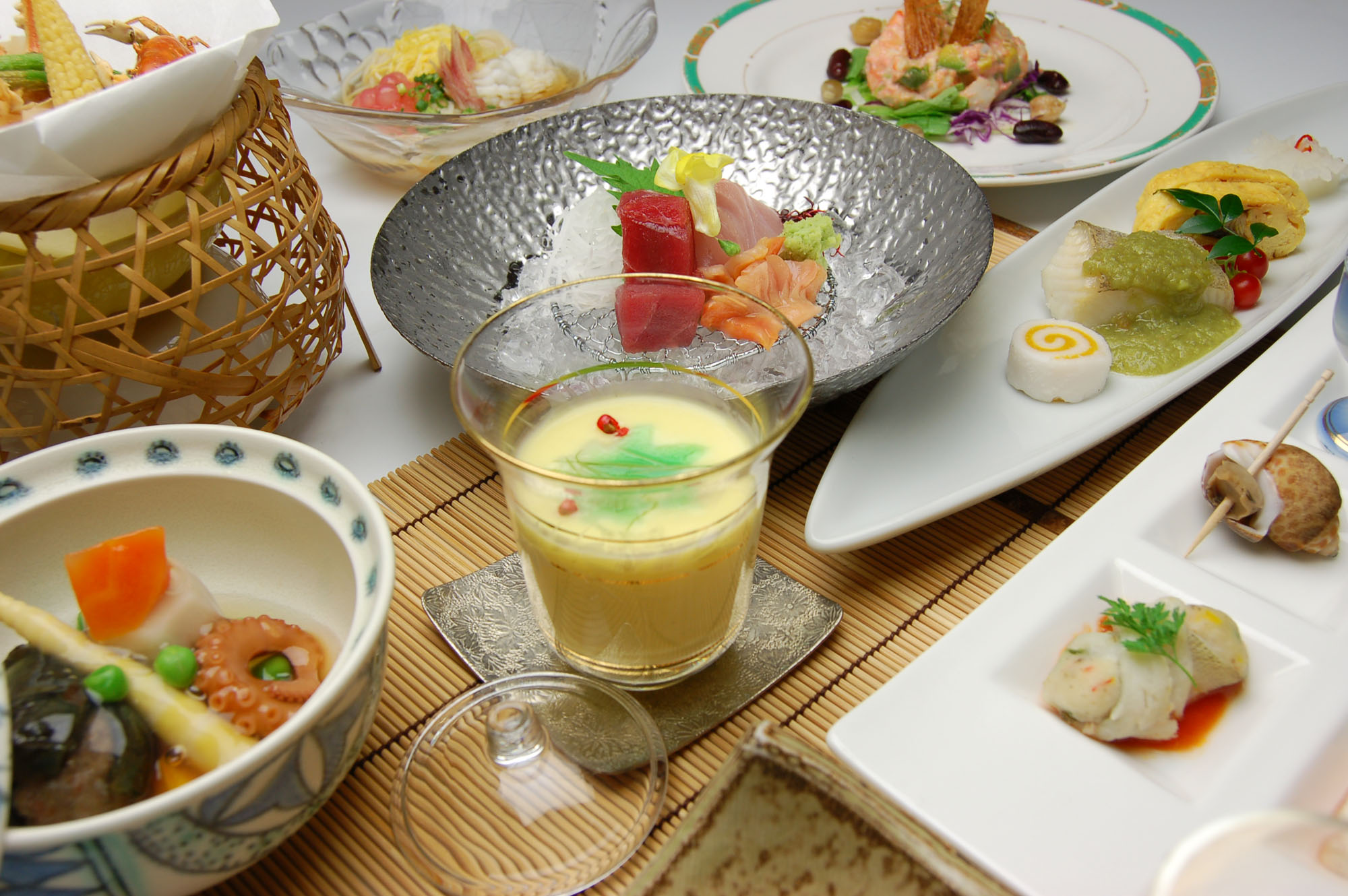 夏限定の懐石料理で涼を感じる！「梅の花」の贅沢メニュー - Ladytopi ニュース