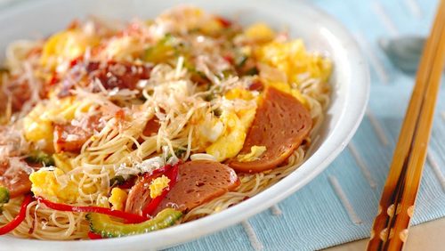 そうめんに飽きたら。スタミナ抜群の「そうめんチャンプルー」はいかが？おうちごはん