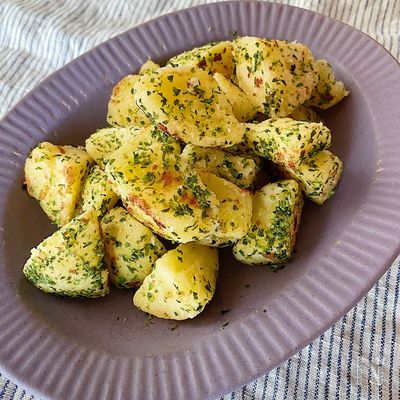 最高に簡単な「じゃがいも」の作り置きレシピ5選！メインで食べたいおかず4yuuu