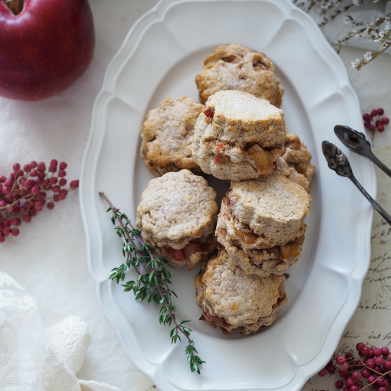 香りがたまらない♪ シナモンロール風スコーン