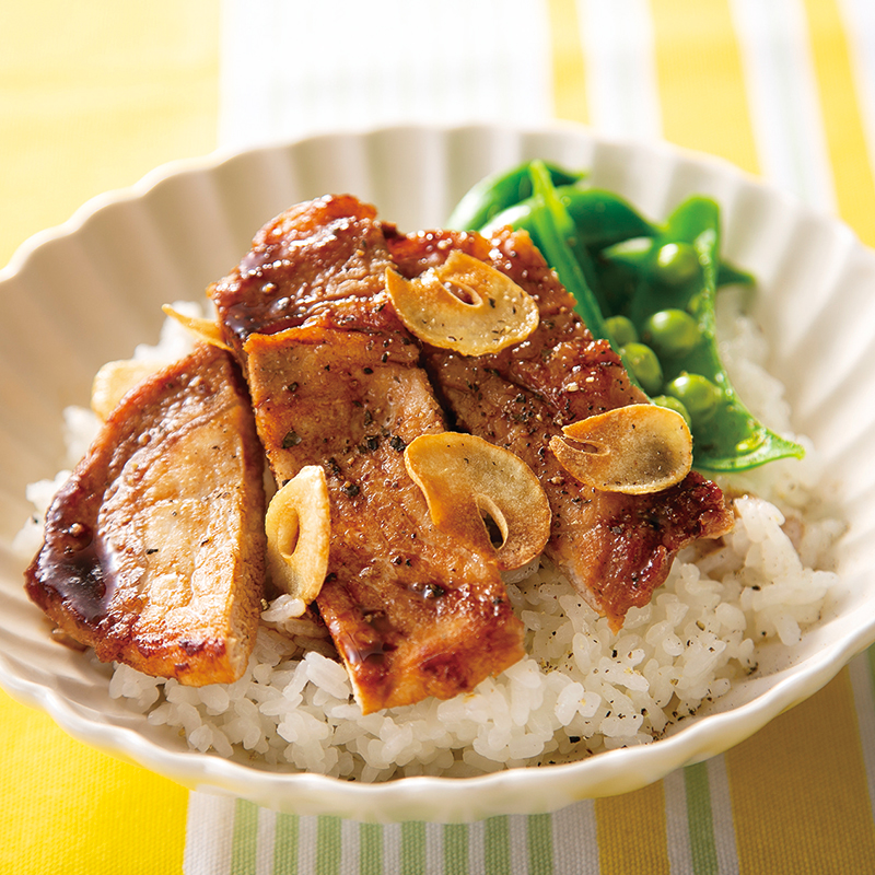 安い肉でも柔らかい♡ガッツリ旨し♡豚ロースde旨辛わさび丼♡