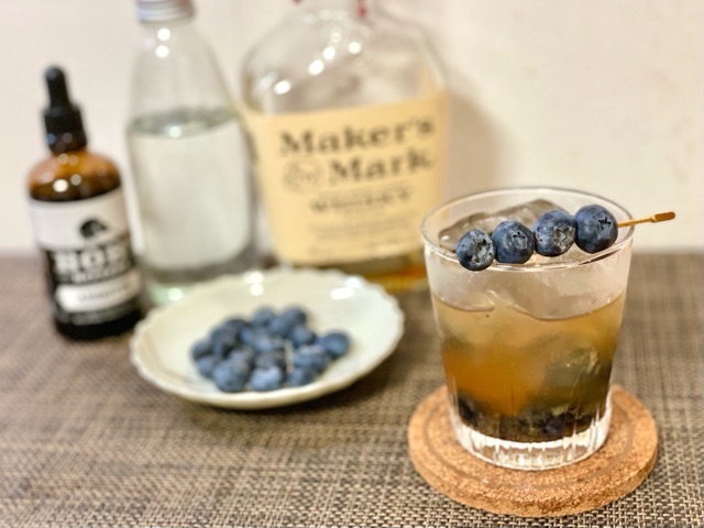 苺とブルーベリーのカクテル