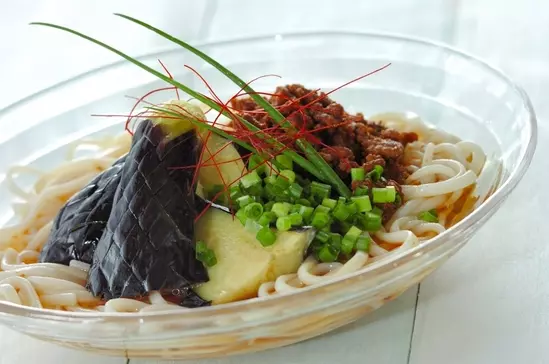 冷やしおろし肉うどんの簡単レシピと作り方