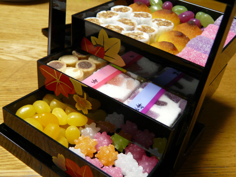 お正月は「おせち菓子 スイーツおせち 」もおすすめ！その魅力とは栗和菓子恵那川上屋のスイーツコラム