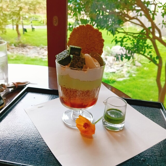 LINDBERGH CAFE府中タウン新聞