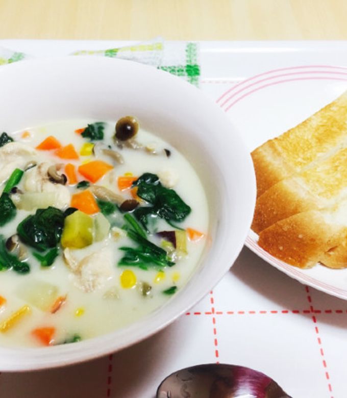 具沢山オムレツシチュ