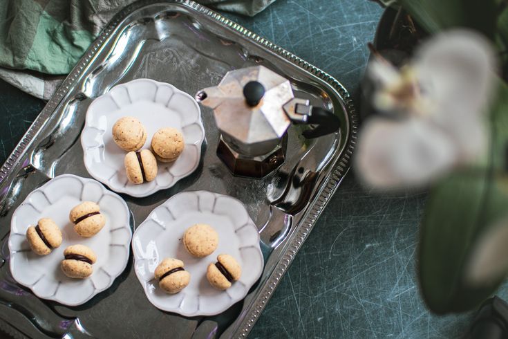 退職 お礼 卒業 プレゼント 部活 先生 挨拶 粗品 おしゃれ お菓子 名前 ギフト 賞味期限５年 長期保存できる缶入りパン パンですよ 6缶 名入れパン 保存食 非常食 缶詰 長期保存 備蓄 防災用品 コロナ キャンプ用品 アウトドア用品 レーズン チョコ コーヒー 楽天市場