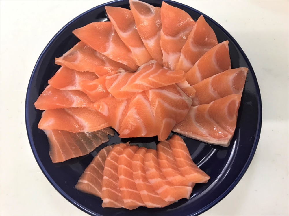 サーモンとサケは違うのでしょうか？umito.®