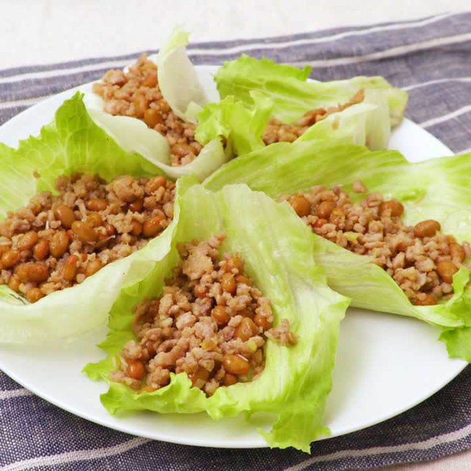 野菜もたっぷり食べれる♪ 肉みそレタス包み