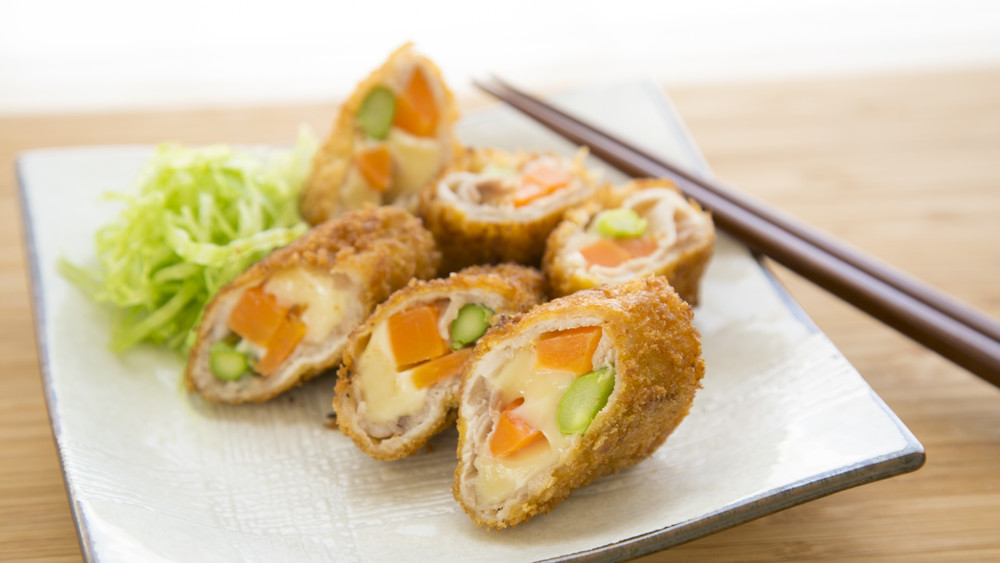 ブロッコリーの肉巻きチーズフライ 田楽みそ風味ソース