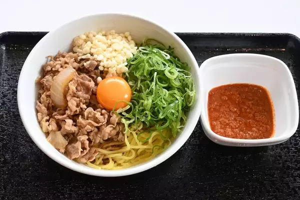 吉野家のまぜそばにんにくが効いた絶品メニューを堪能しよう