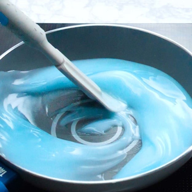 片栗粉スライムの作り方 - 簡単で楽しいDIY遊び