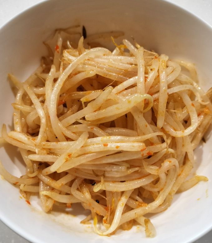 レンジでチンして混ぜるだけ！めちゃ旨！お酒がマジで進む！『おつまみもやし』の作り方 - てぬキッチン