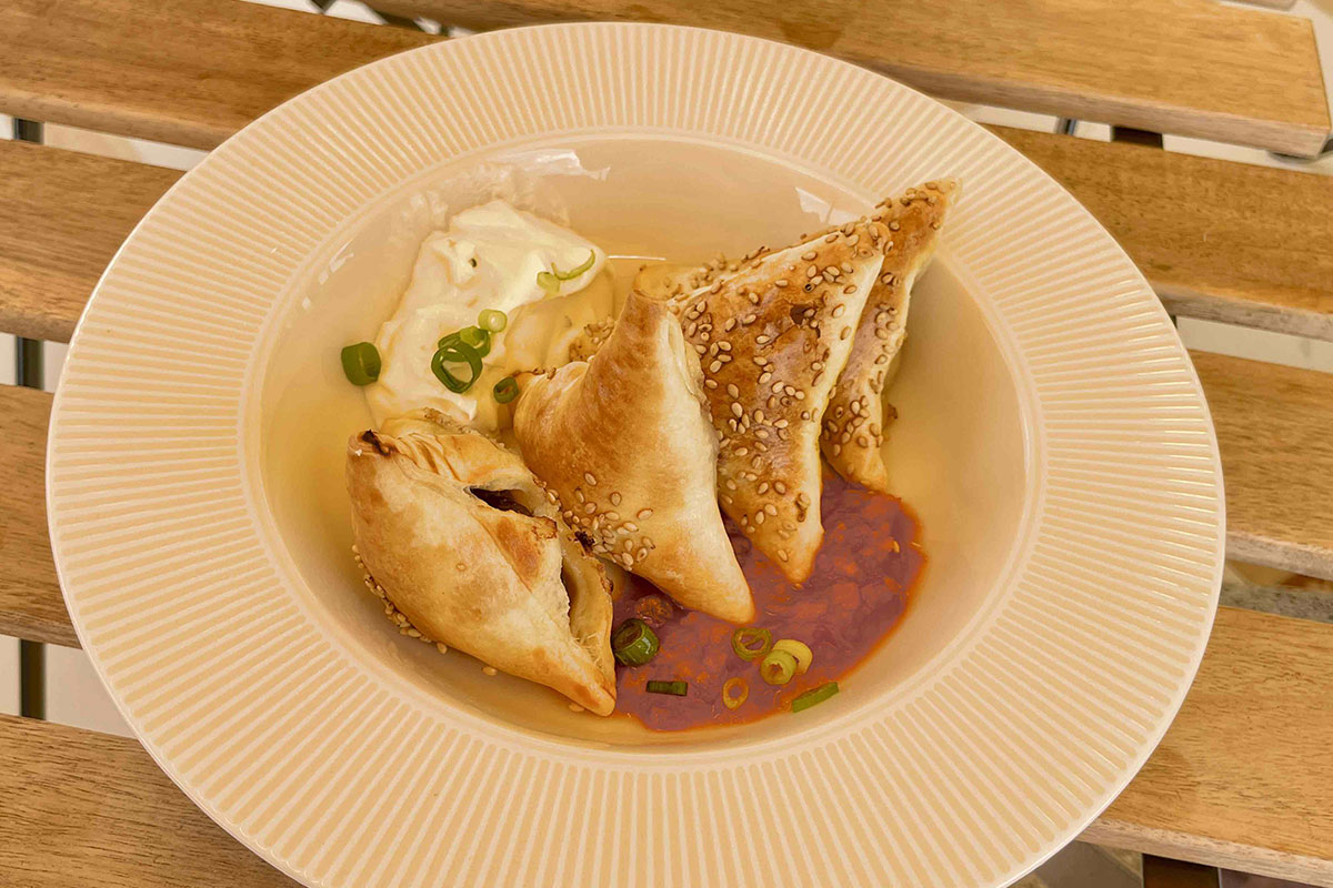 ウズベキスタンの米料理プロフ パロフウズベキスタン現地旅行会社SRPTRAVEL