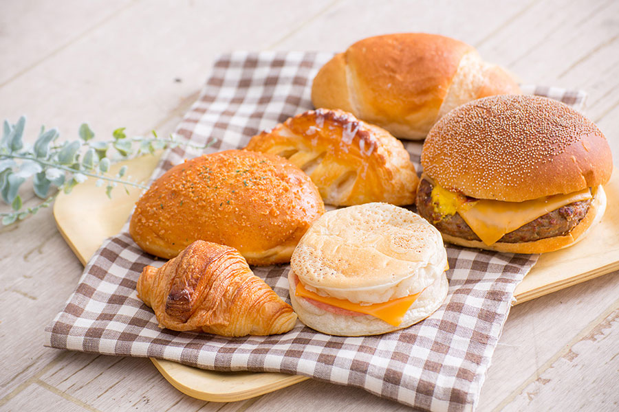 ファミリーマート新商品ルポ ジューシーベーコンとなめらかマヨが抜群！「ベーコンマヨトースト」Infoseekニュース