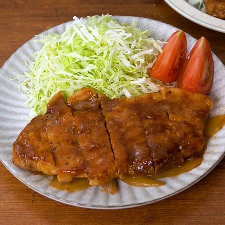 まずはこれ！豚肉屋のトンテキ☆ハイライフポーク