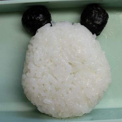 さくさくぱんだ呪術廻戦ホワイト＆ダーク」発売、パンダ先輩デザインのコラボチョコレート、メタリックシール全20種付き カバヤ食品2021年12月6日- エキサイトニュース