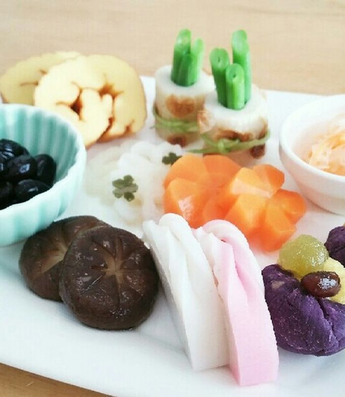 おせちをお洒落に！ワンプレート・お重の盛り付け実例&ポイントを紹介RoomClip mag暮らしとインテリアのwebマガジン