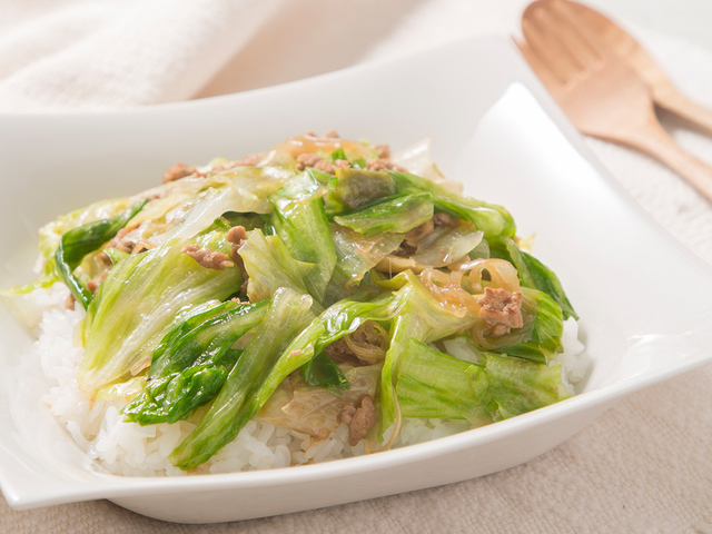 とりそぼろのばくだん丼 - おイシイレシピ - おイシイくらし
