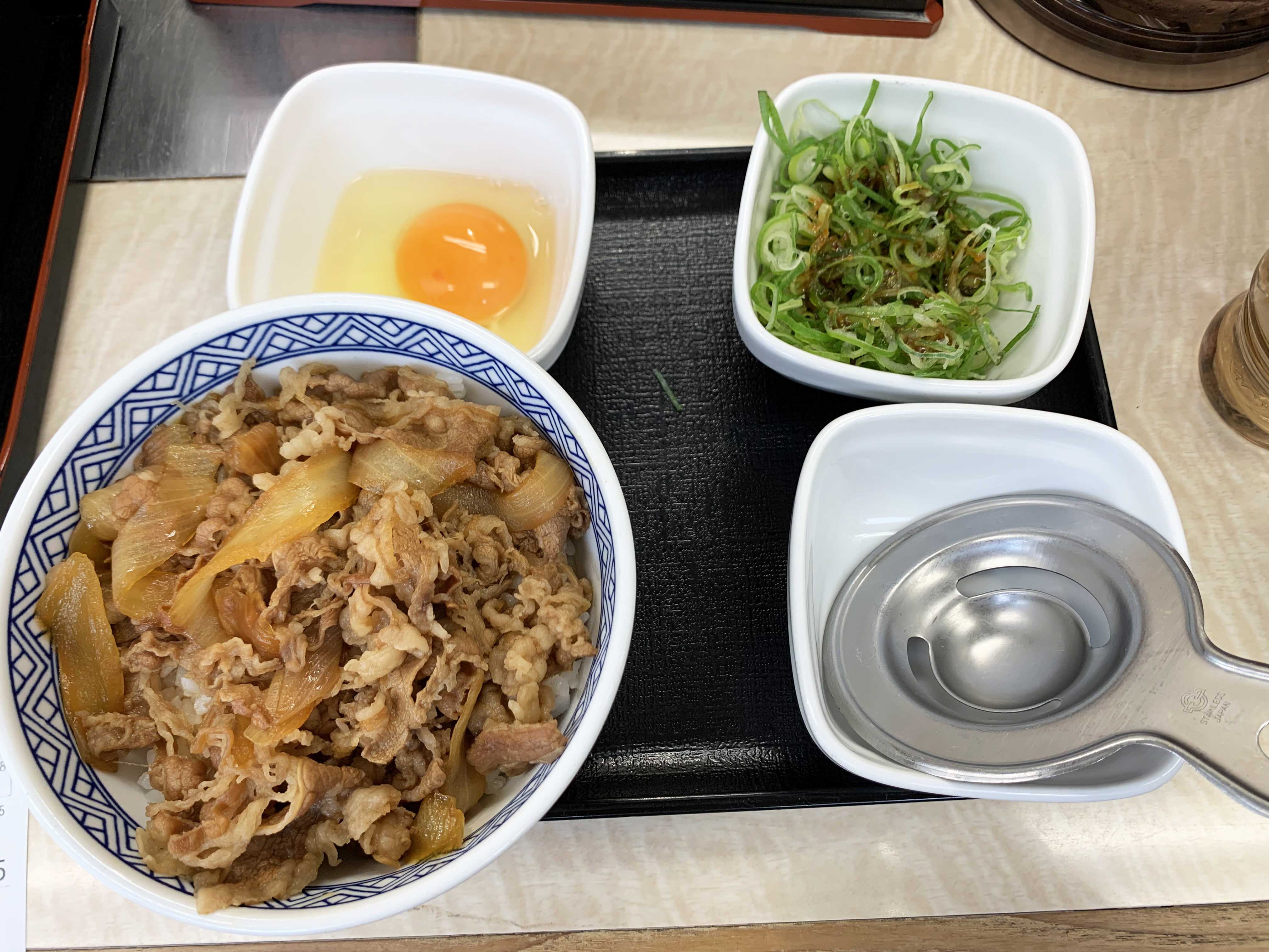 絶品ねぎ塩牛丼の簡単レシピ