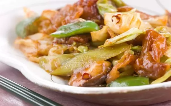 キャベツと豚バラの白だしさっと煮